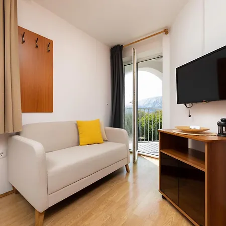 Diana Apartment *